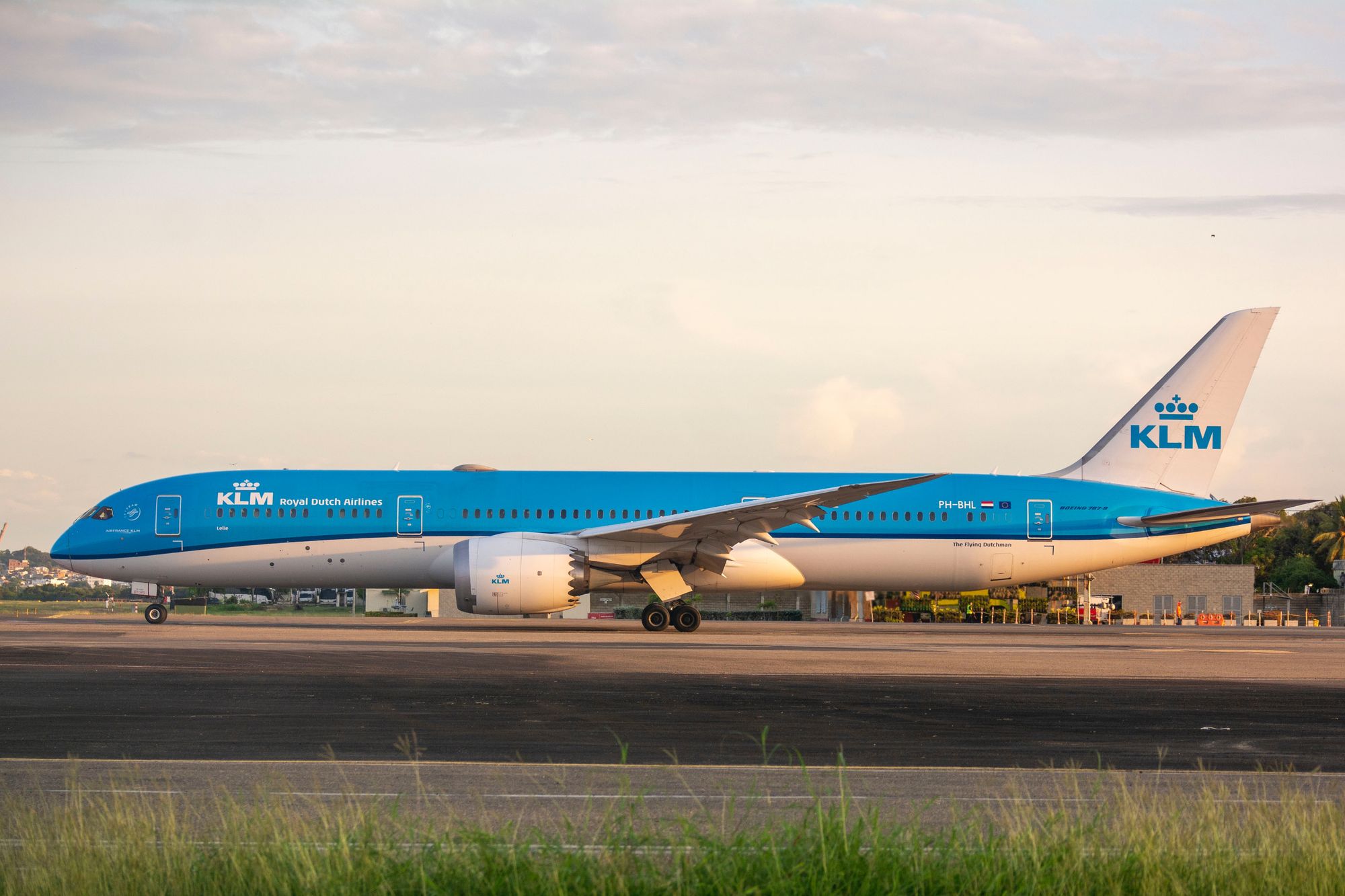 Where Does KLM Fly Direct From Amsterdam in Europe? 🛫